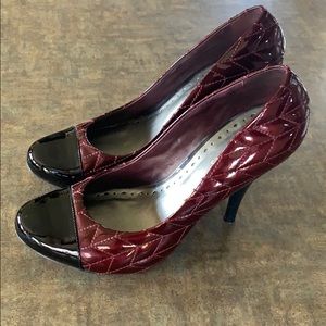 BCBGGirls pumps